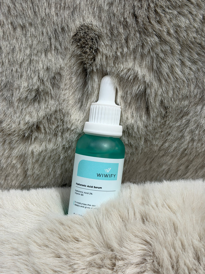 Yoğun Nemlendirici Hyaluronik Asit Cilt Bakım Serumu 30 ml – kullanım fotoğrafı 4