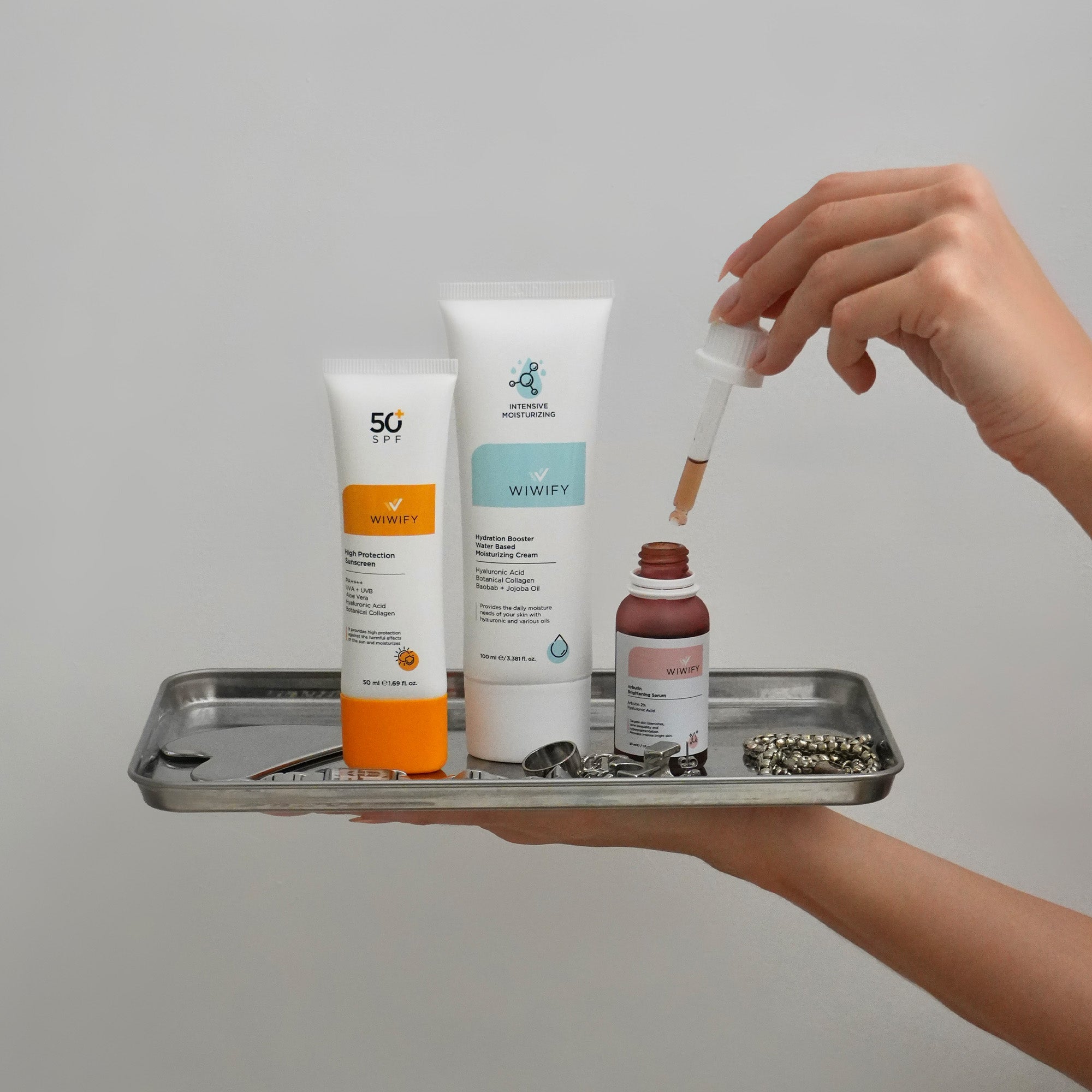 Cilt Tonu Eşitsizlikleri ve Lekeleri İçin Nemlendirici, Güneş Kremi ve Arbutin Serum Cilt Bakım Seti