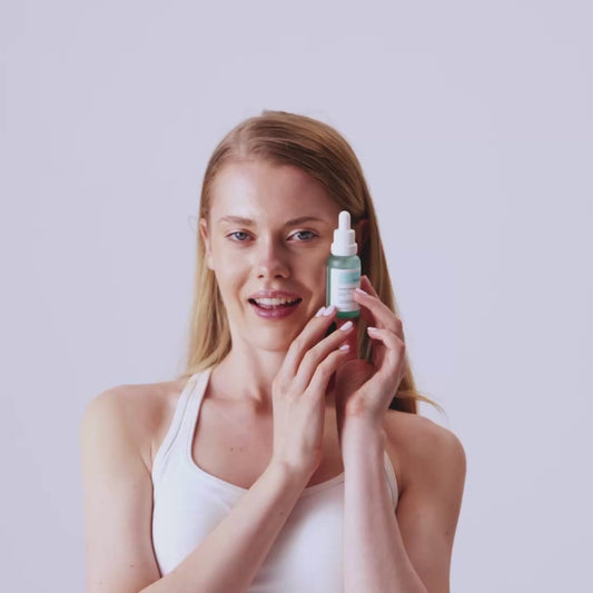 Yoğun Nemlendirici Hyaluronik Asit Cilt Bakım Serumu 30 ml