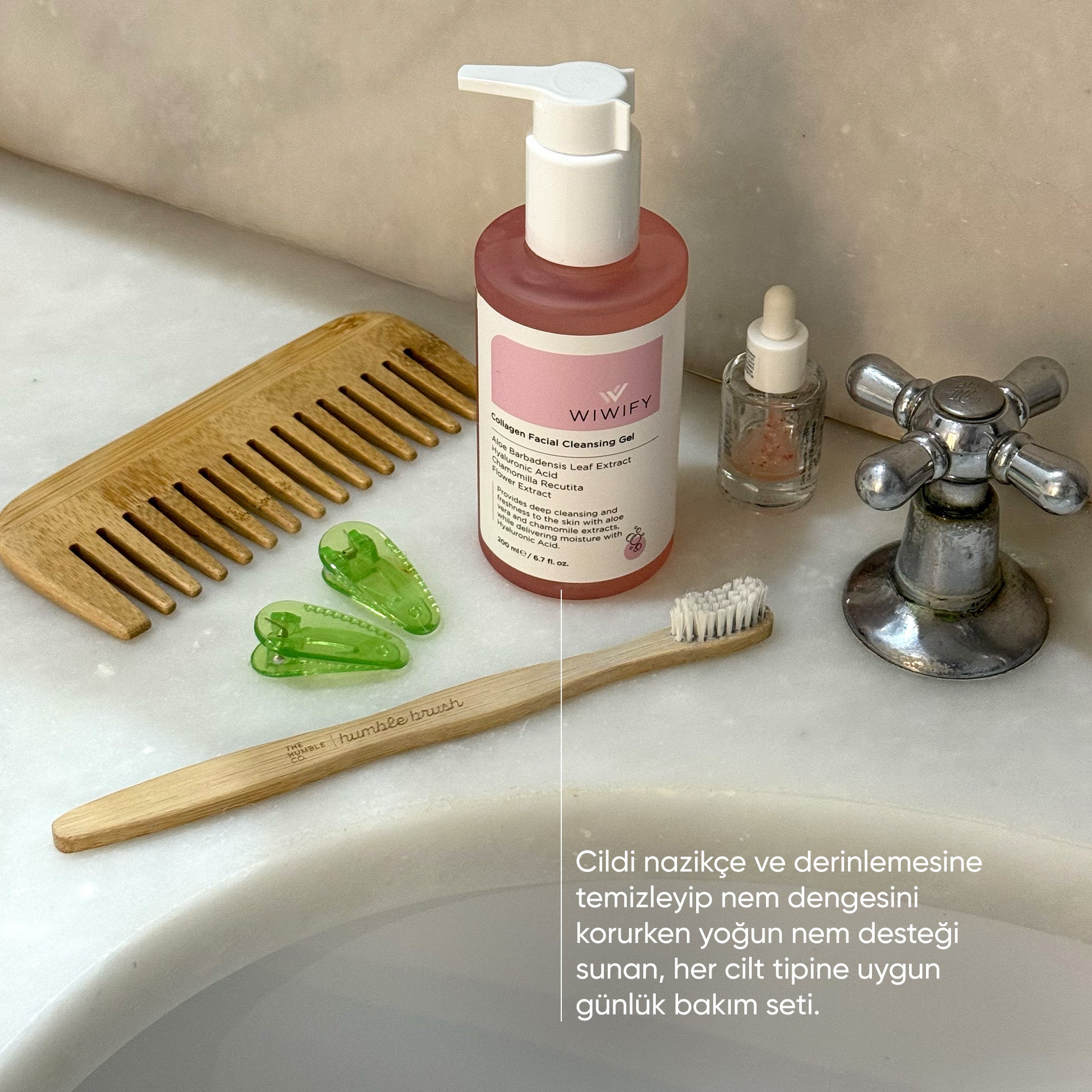 Hassas Ciltler İçin Yatıştırıcı Etkili Yüz Temizleme Jeli, Nemlendirici ve Hyaluronik Asit Serum Cilt Bakım Seti
